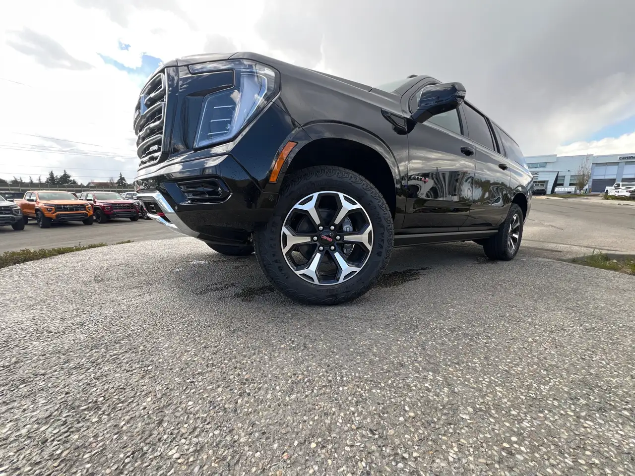 GMC Yukon снимка GMC Yukon