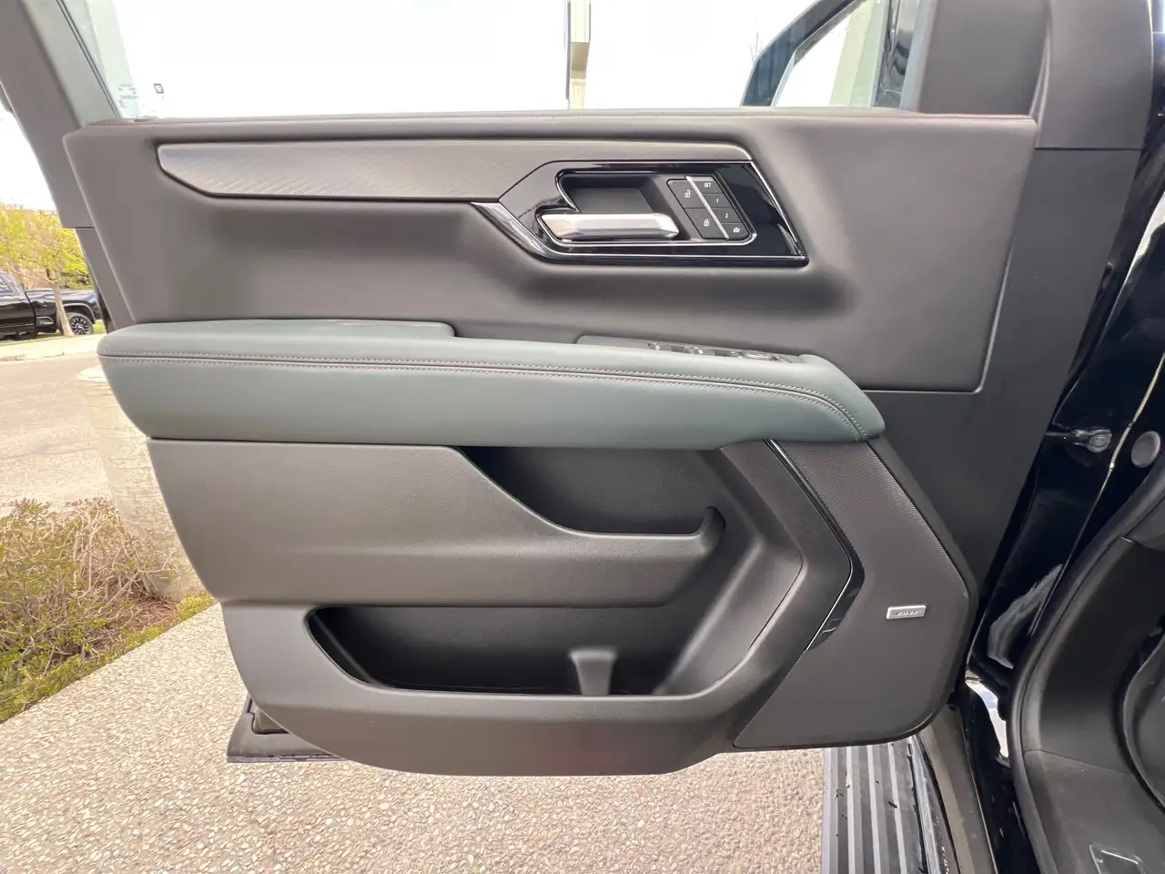 GMC Yukon снимка GMC Yukon