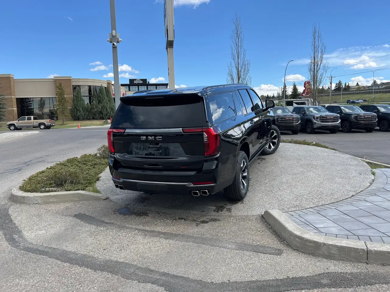 GMC Yukon снимка GMC Yukon