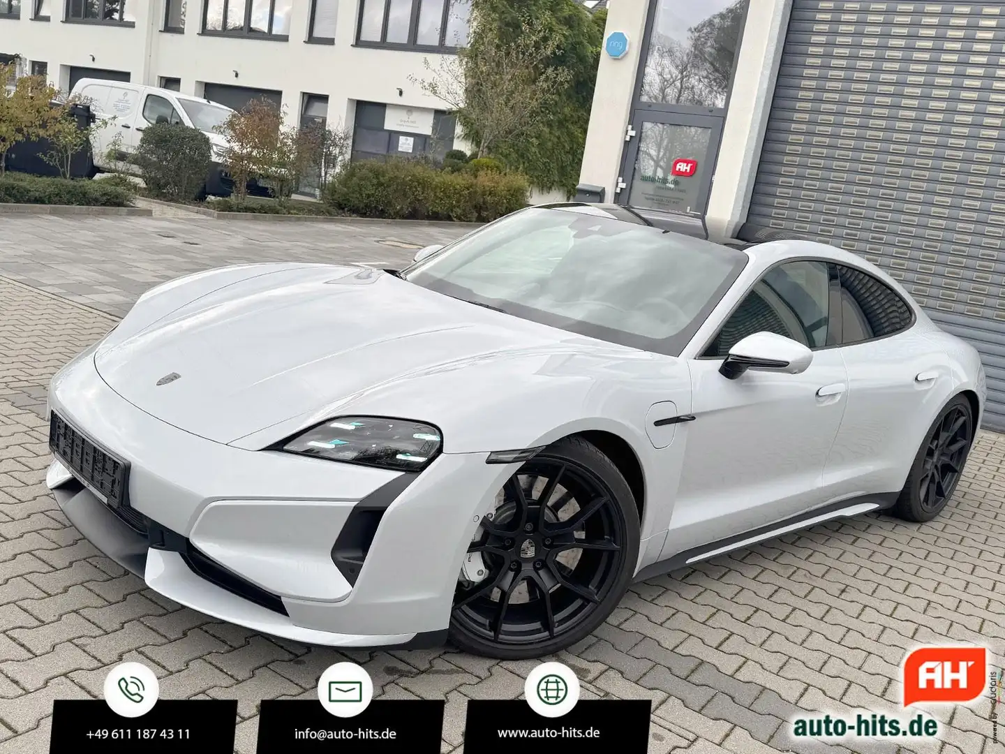 Porsche Taycan Turbo Active Ride 21 Zoll Massage Matrix Grau - 1
