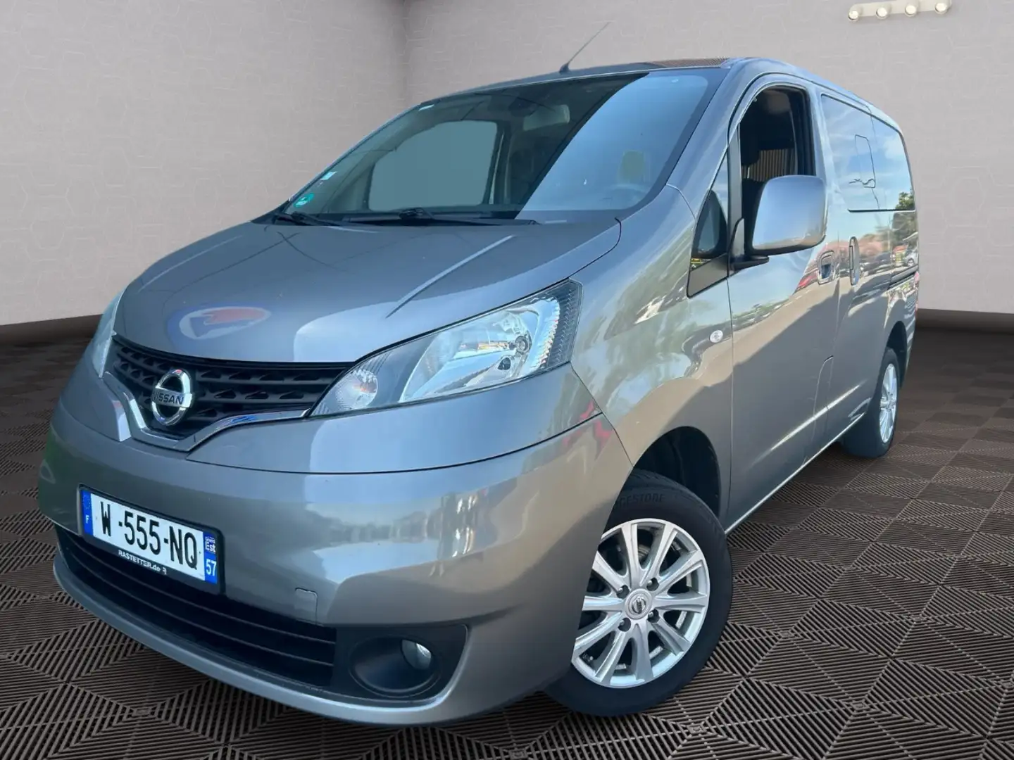 Nissan NV200 Evalia Tekna Gris - 1