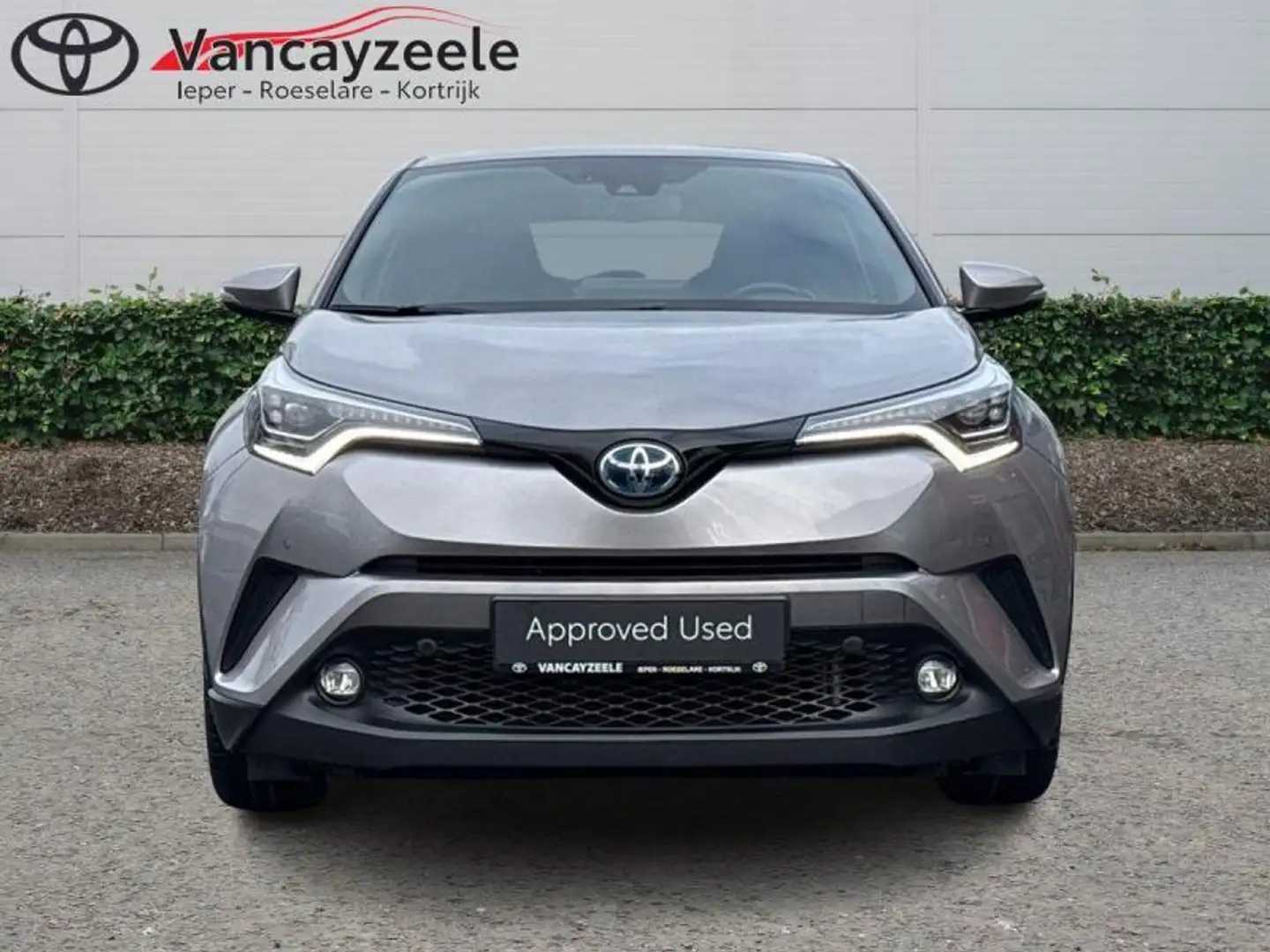 Toyota C-HR C-hic+afn. trekhaak+nav+cam+se Zilver - 2