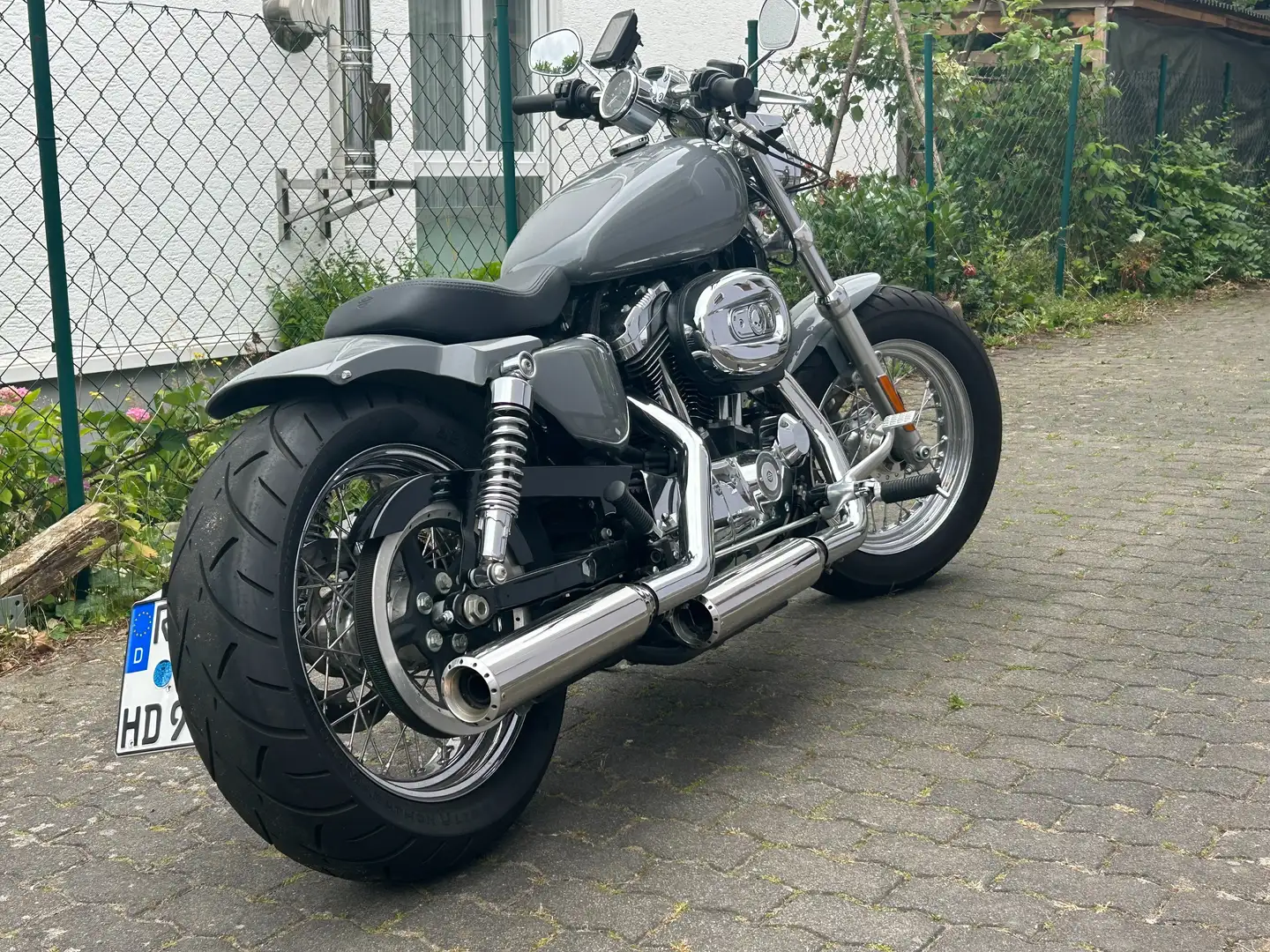 Harley-Davidson Sportster 1200 XL 1200 C Rick Umbau Gris - 1