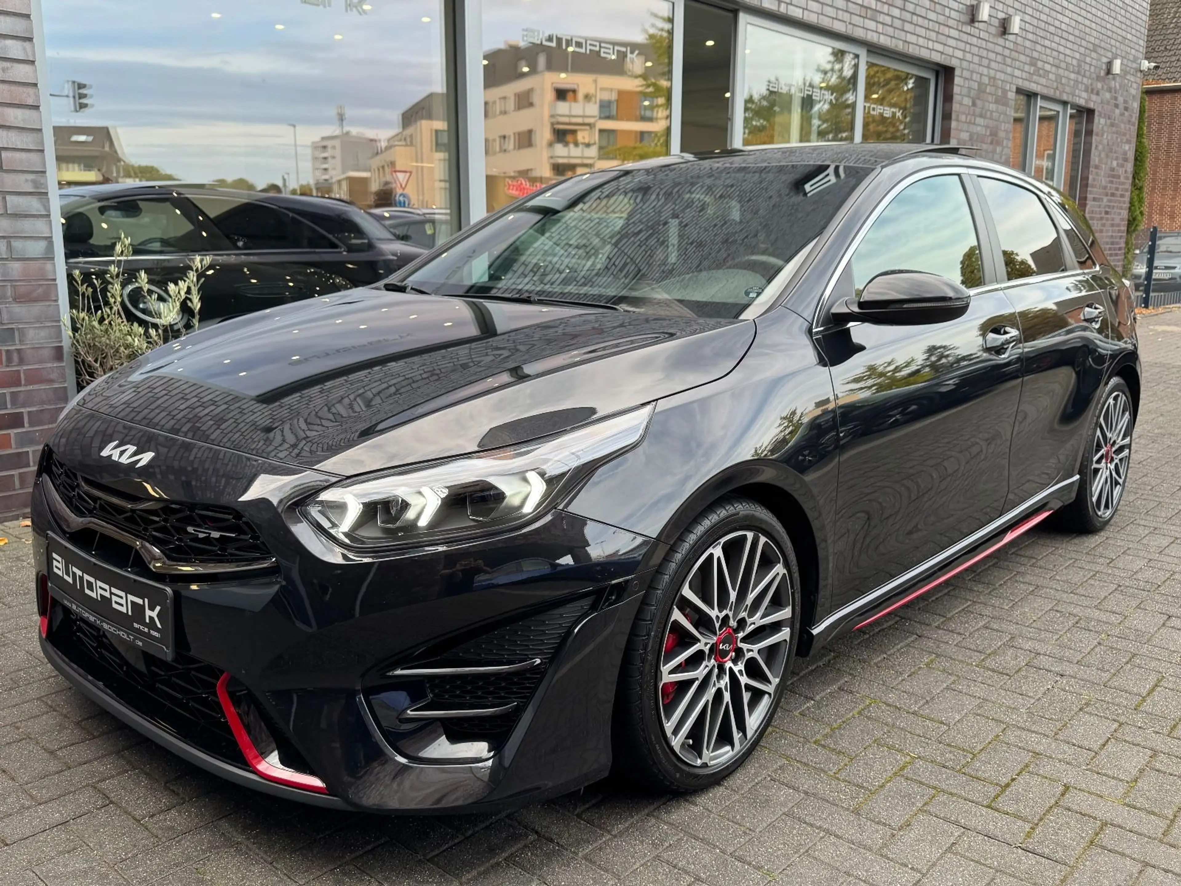 Kia Ceed / cee'd Ceed 1.6 T-GDI DCT7 OPF GT ESSD°ACC°LED°JBL°18