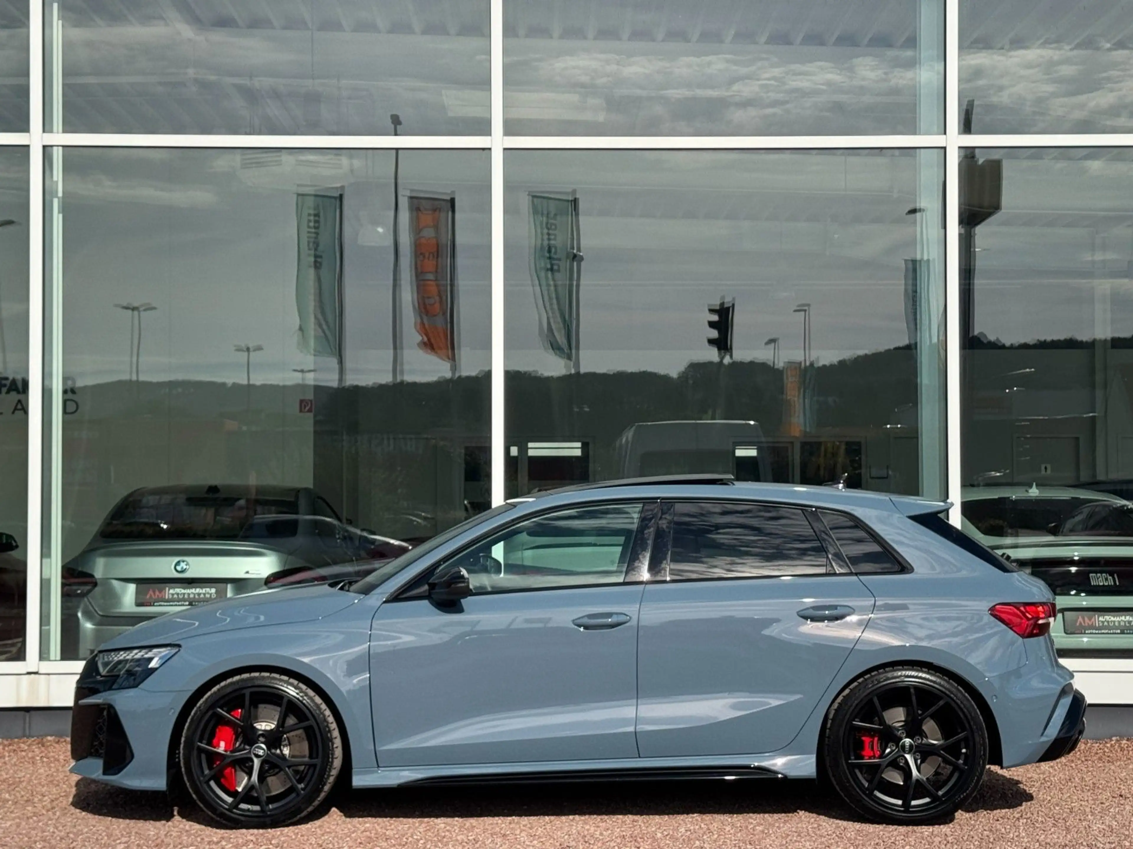 Audi RS3 2.5 quattro*Pano*Schalensitze*Sonos*HUD* — photo 6