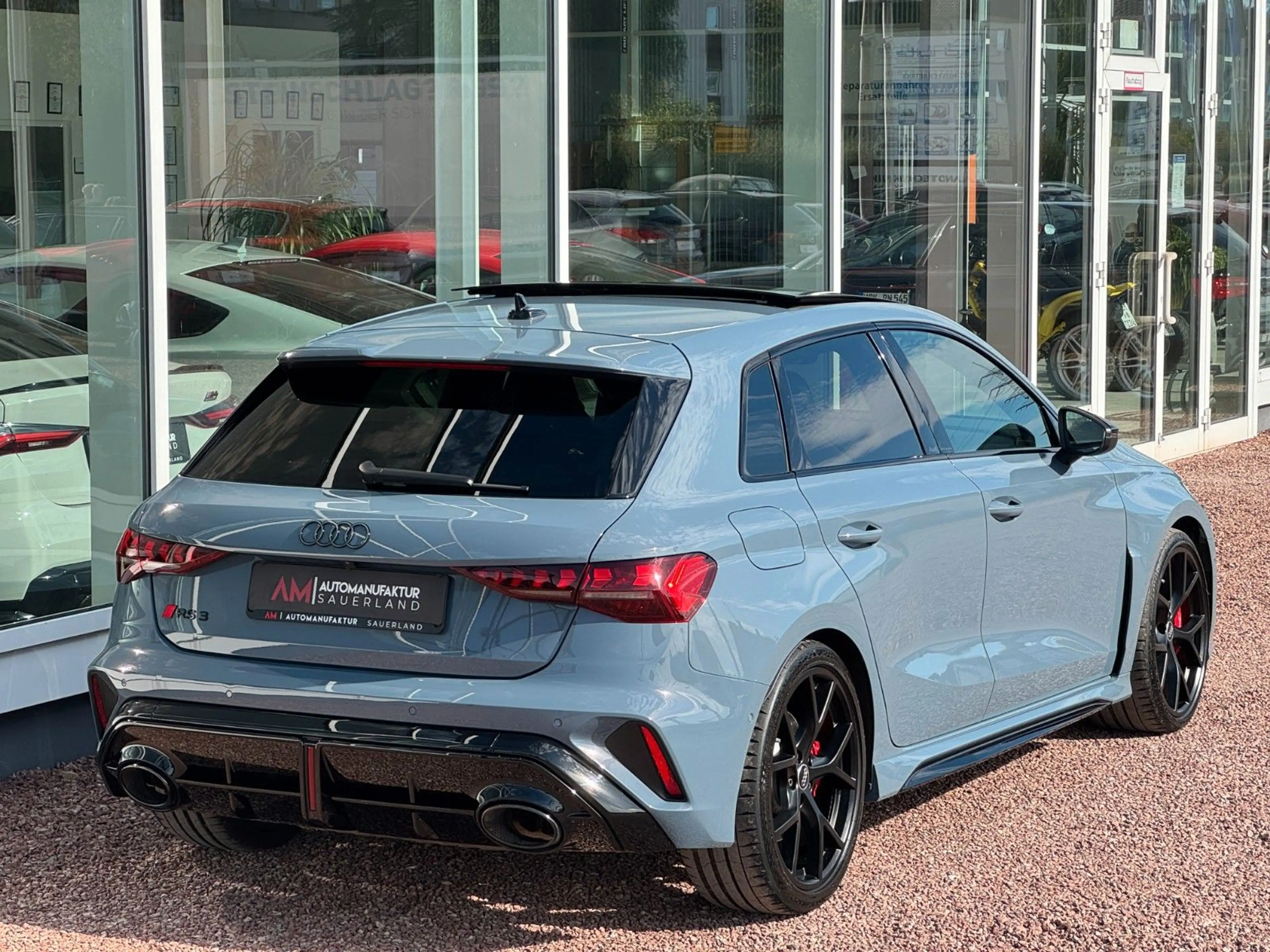 Audi RS3 2.5 quattro*Pano*Schalensitze*Sonos*HUD* — photo 13