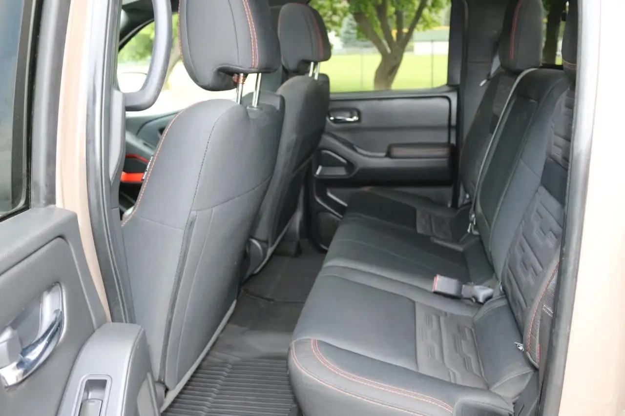 Nissan Frontier снимка Nissan Frontier
