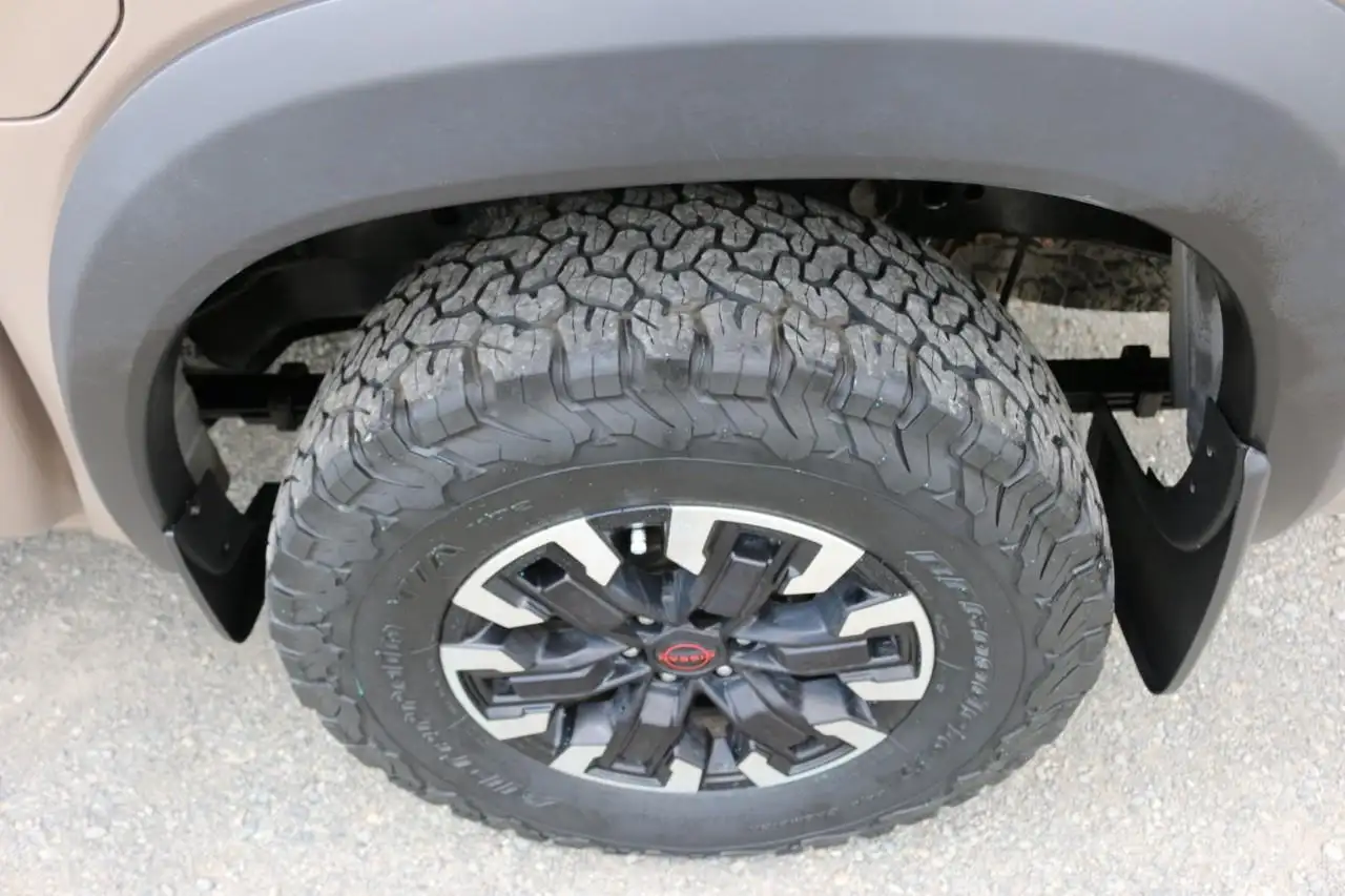 Nissan Frontier снимка Nissan Frontier