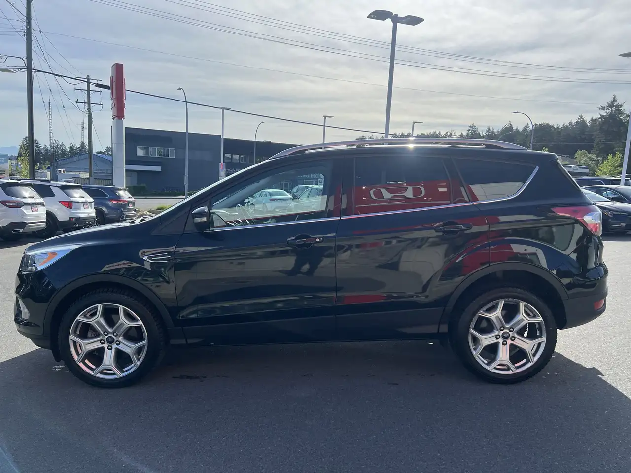 Ford Escape снимка Ford Escape