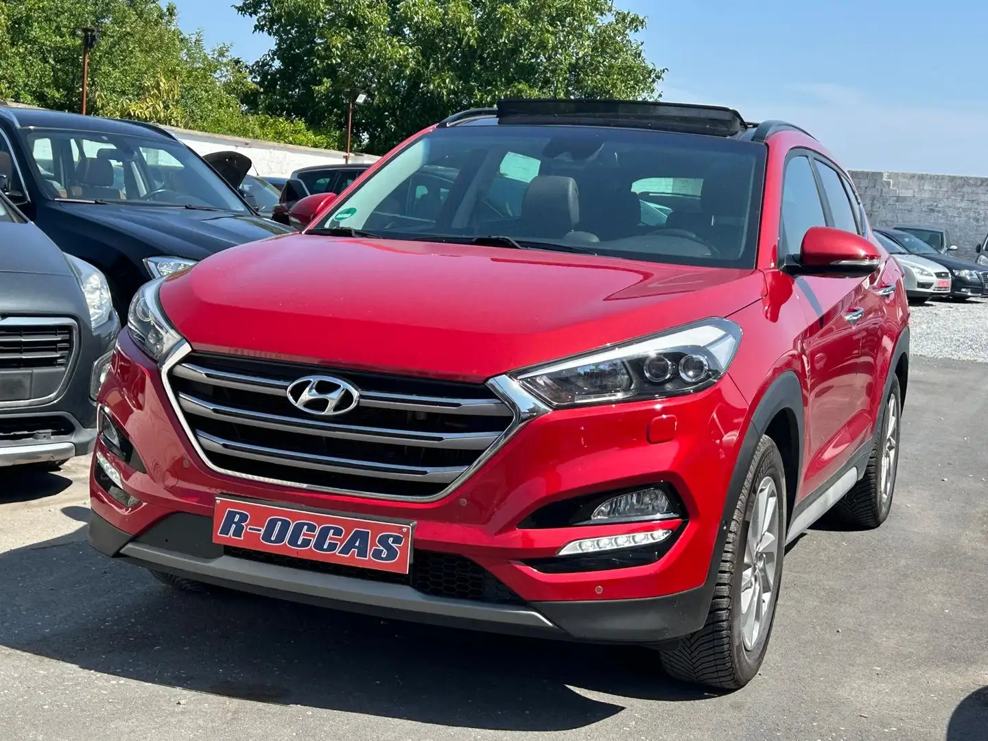 Hyundai TUCSON 1.7 CRDI BOITE AUTO PANO/CUIR/NAVIGATION/CAMERA Rouge - 1
