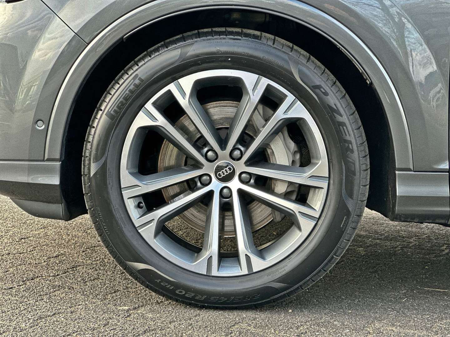 Audi Q7 S Line Black 55TFSI -  - Joinsteer - #4