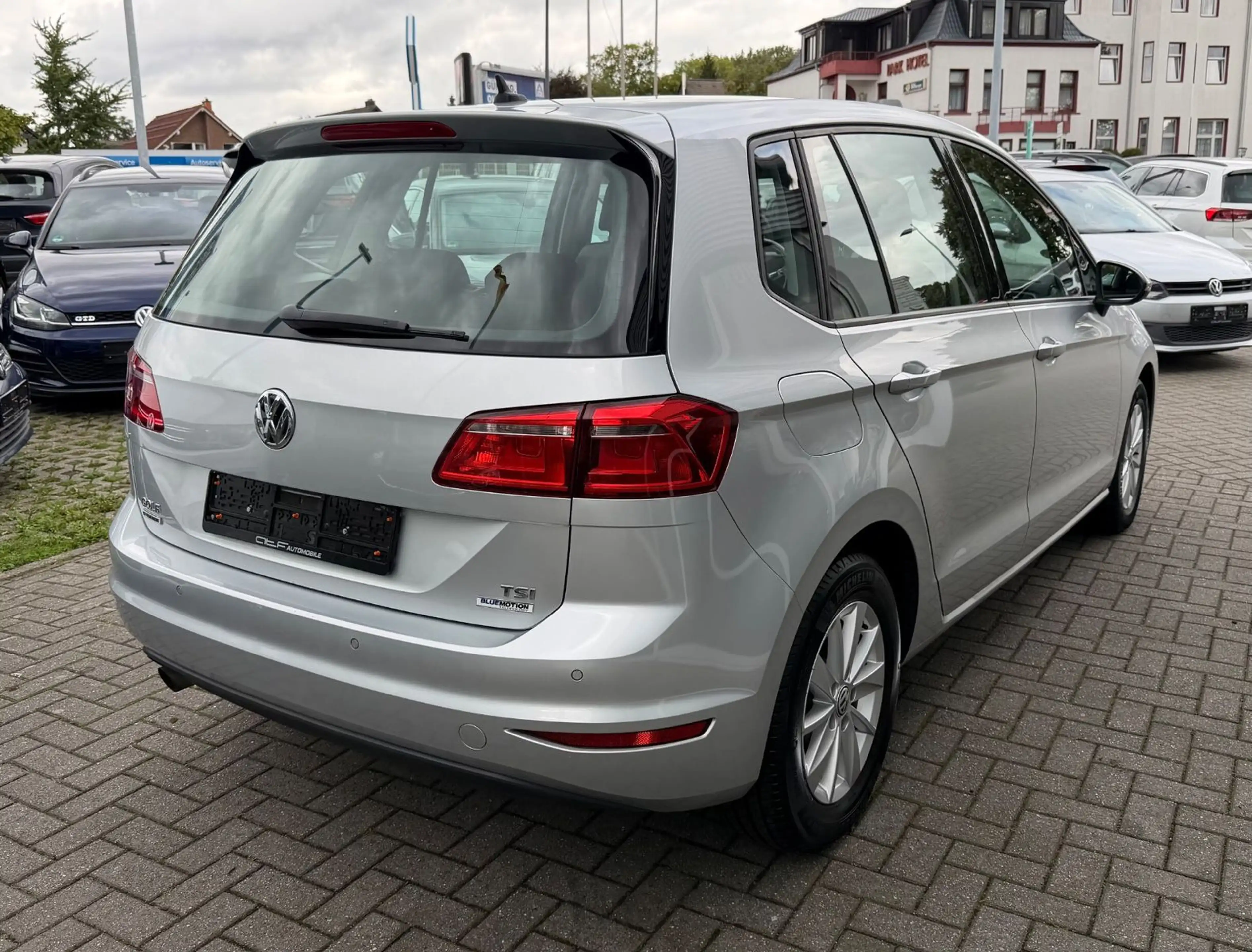 Volkswagen Golf Sportsvan Automatik — photo 3