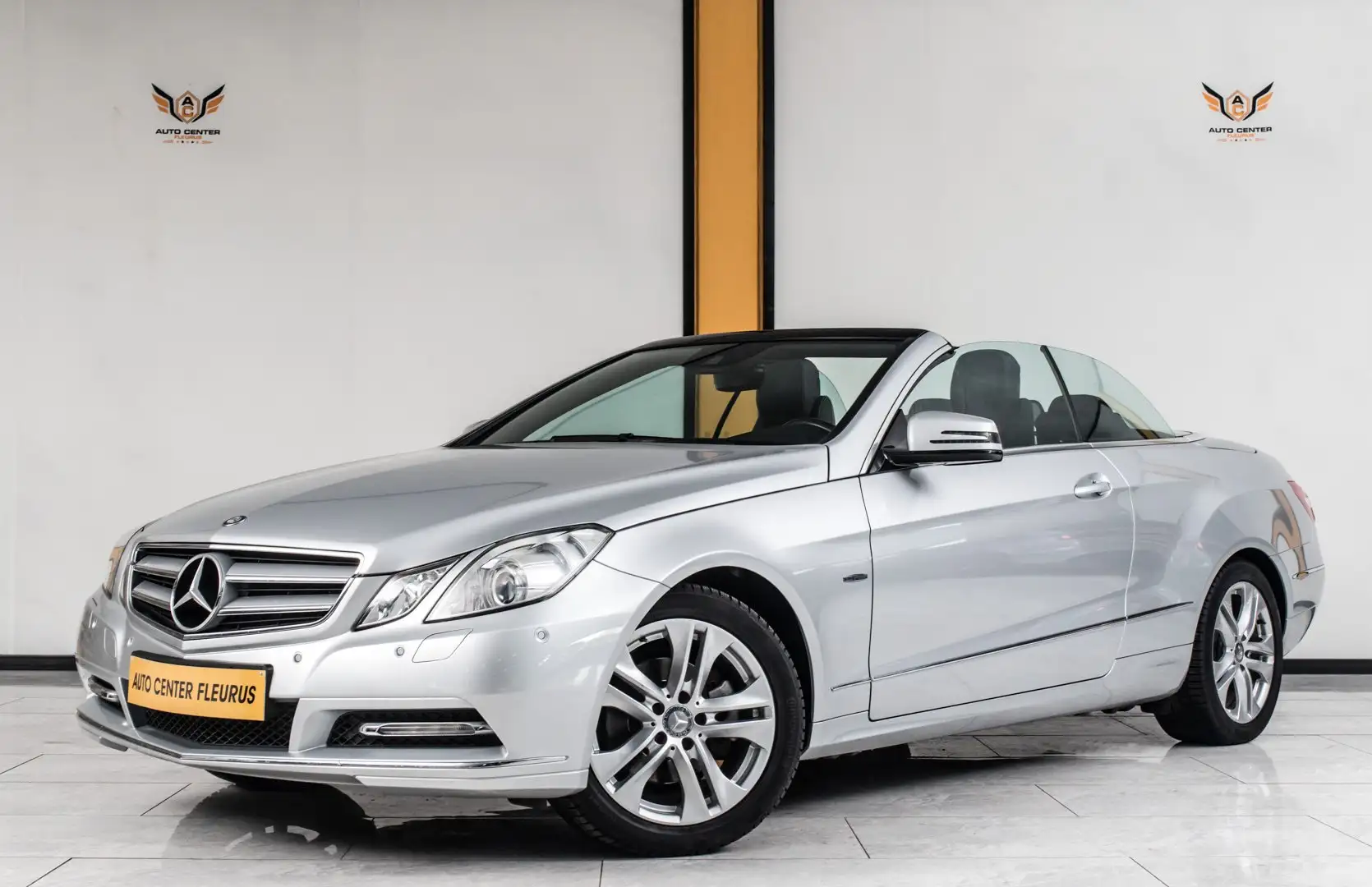 Mercedes-Benz E 220 CDI Cabriolet Avantgarde Start/Stop / Automatique Argent - 1