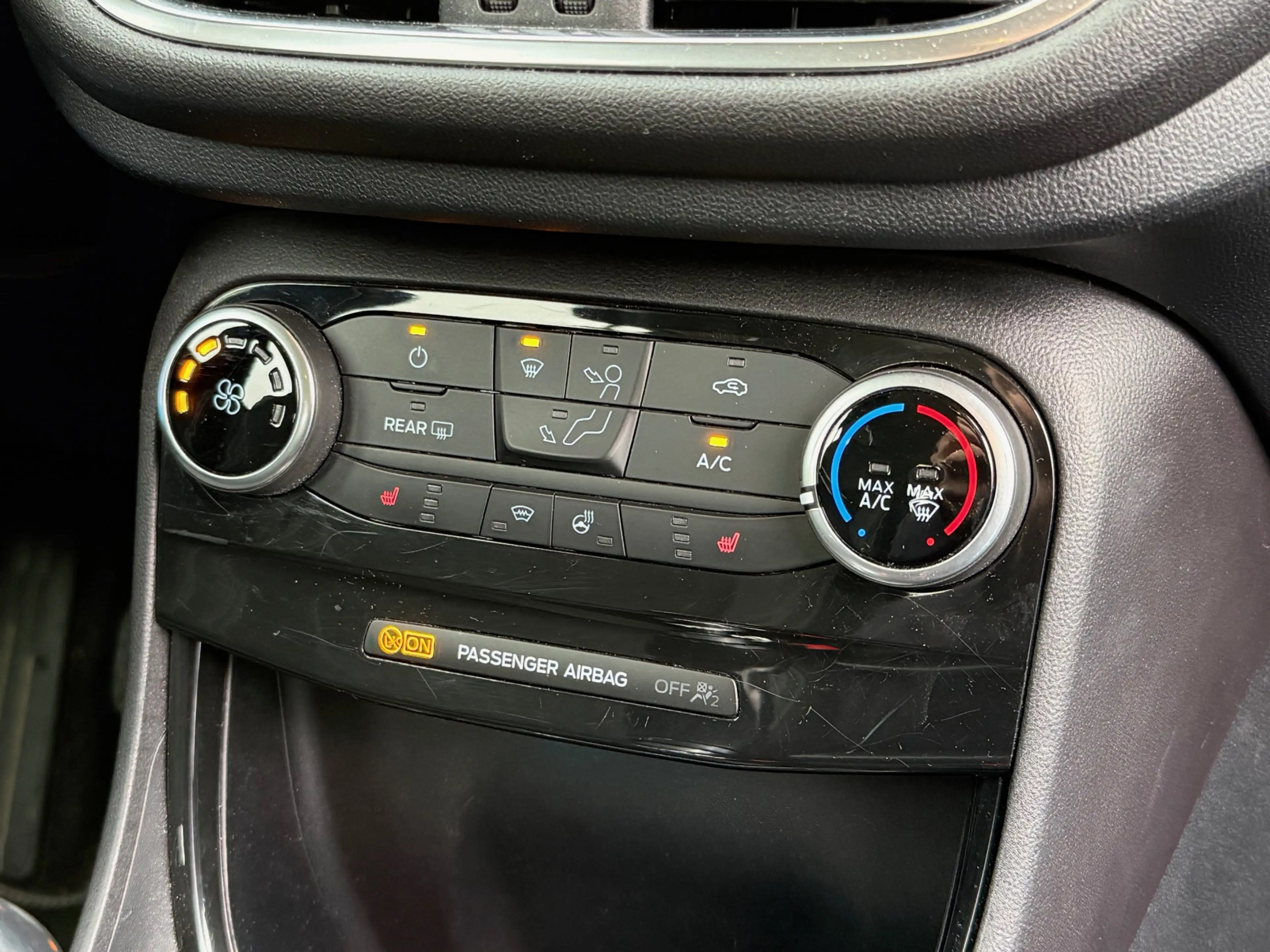 Ford Puma 1.0 EcoBoost Titanium X | Adaptive cruise | Navi | — photo 11