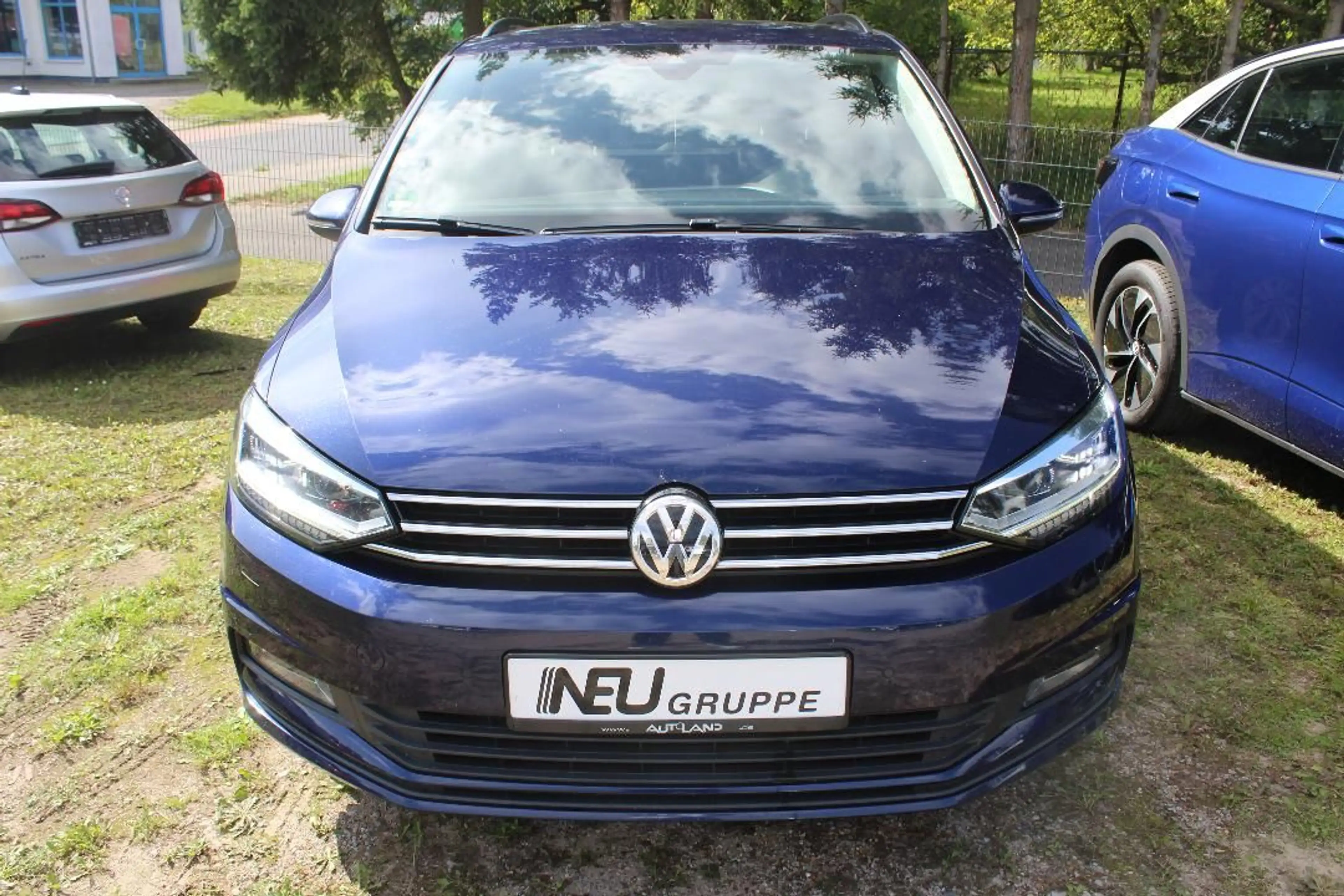 Volkswagen Touran Comfortline TDI LED ACC Rfk 4x SHZ WiRä — photo 3