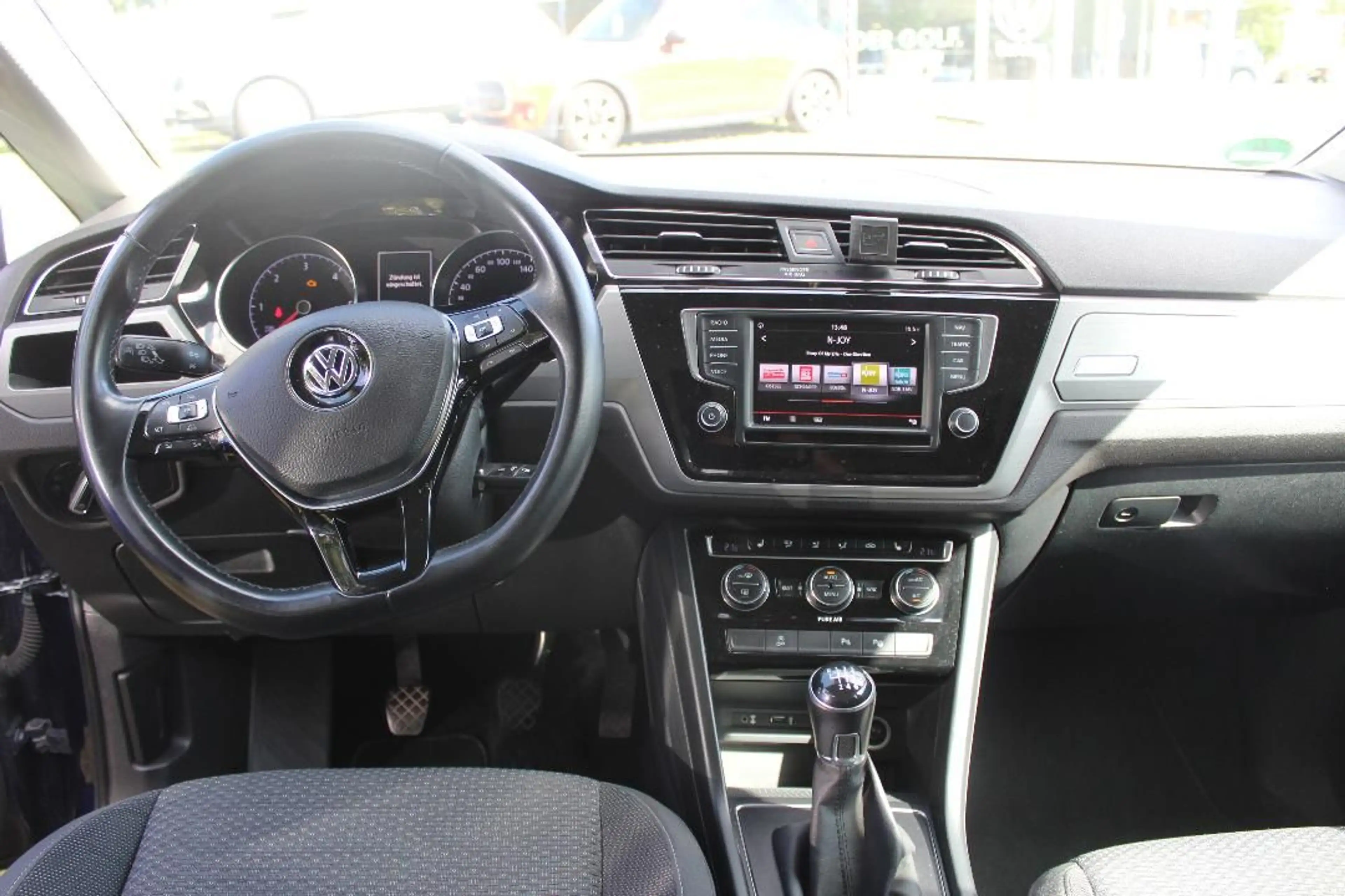 Volkswagen Touran Comfortline TDI LED ACC Rfk 4x SHZ WiRä — photo 7