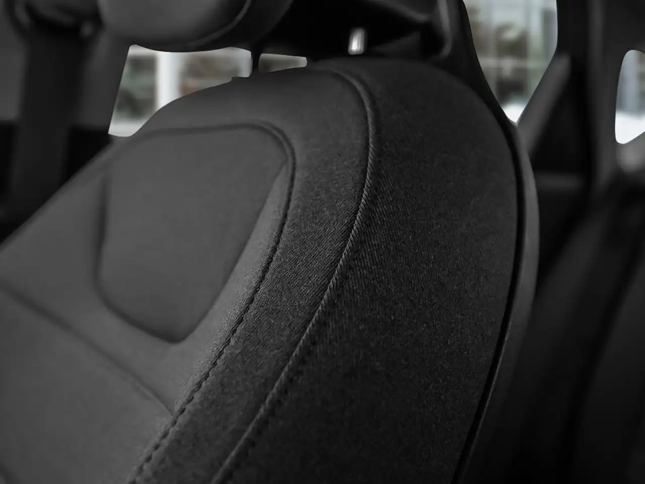 Kia K4 снимка Kia K4