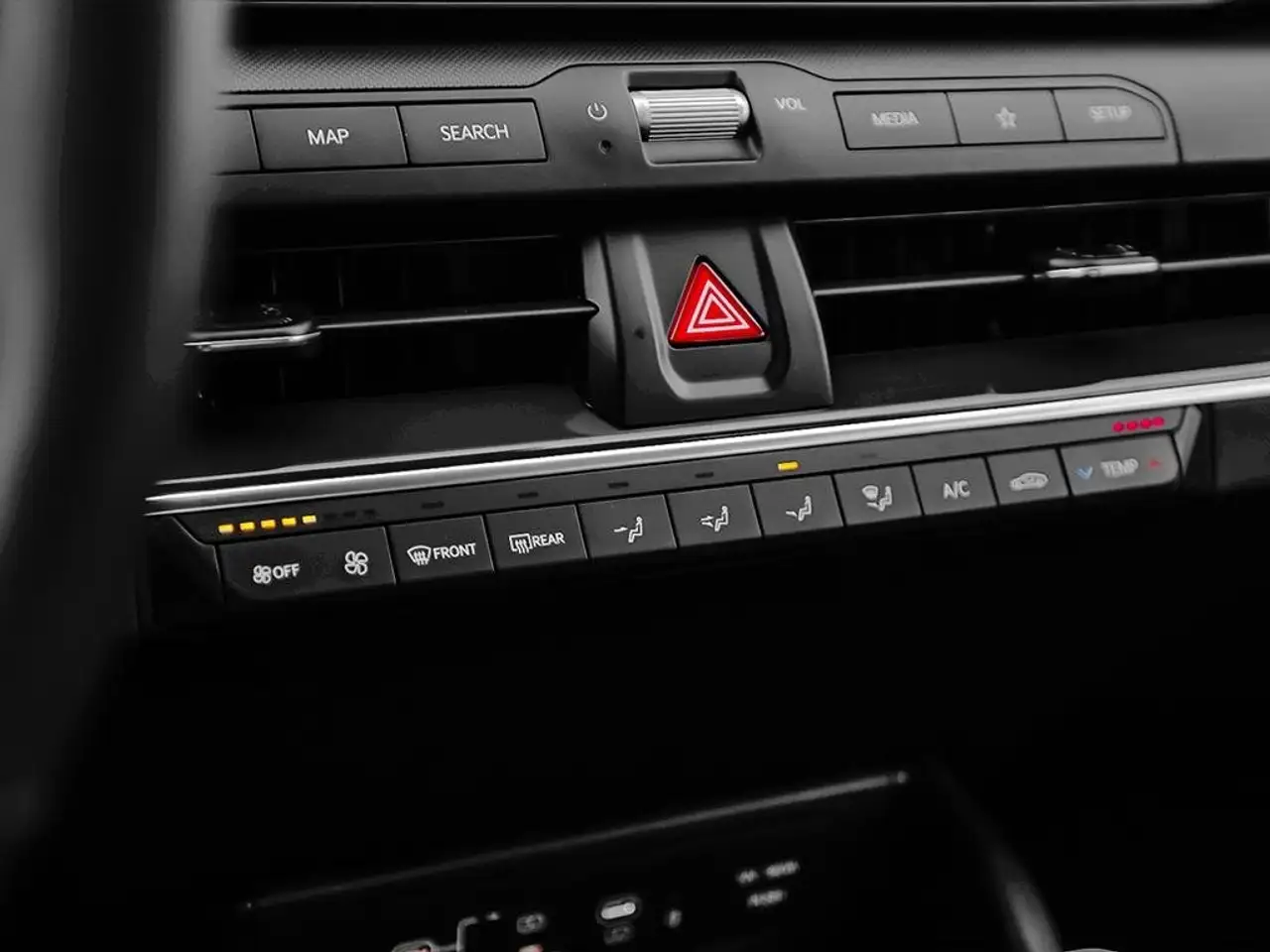 Kia K4 снимка Kia K4