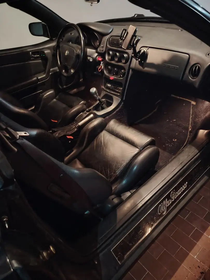 Alfa Romeo Spider 2.0 ts 16v - 1