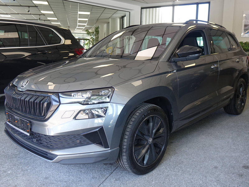 Skoda Karoq Sportline 4x4 2.0 TDI DSG +STHZ+AHK+ACC+Sportsitze+ — photo 2