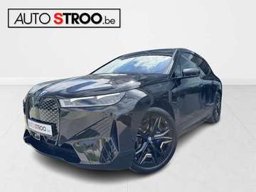 xDrive40 M SPORT | PANO | sky lounge | BLACKPACK |