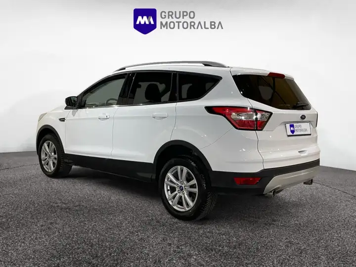 Ford Kuga 1.5 EcoB. 120 Trend S&S 4x2 2019, foto 3