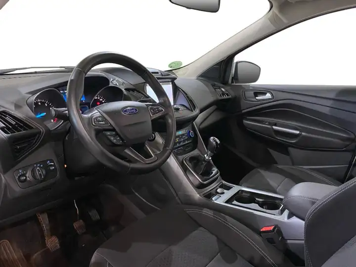 Ford Kuga 1.5 EcoB. 120 Trend S&S 4x2 2019, foto 8