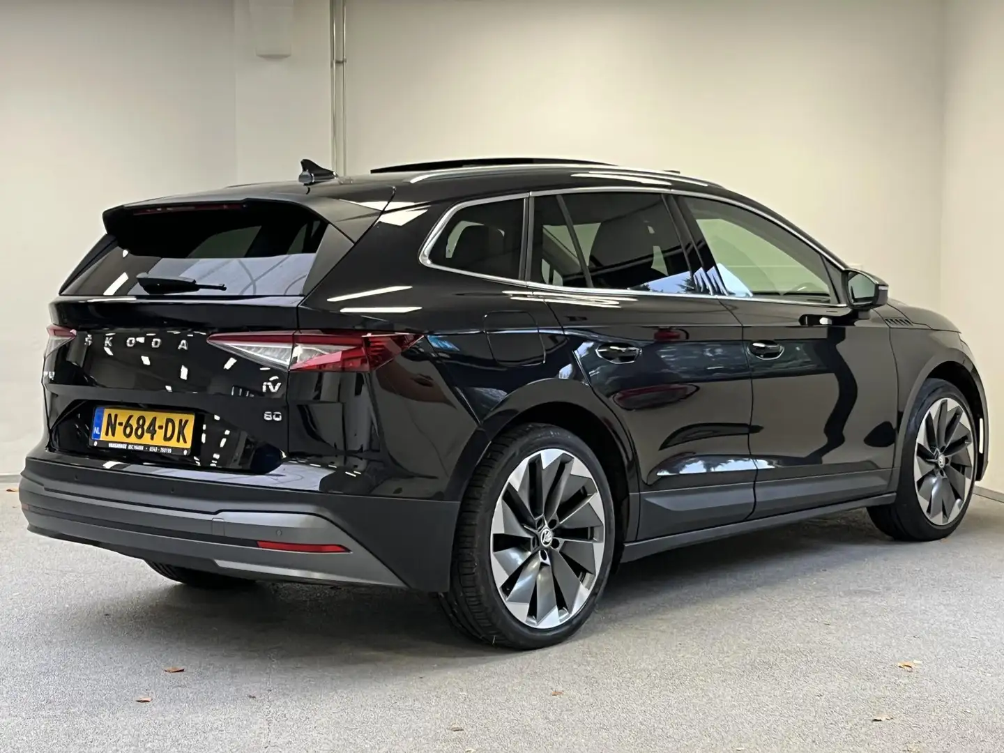 Skoda Enyaq iV 80 Sportline | PANO | TREKHAAK | 94% SOH | LEDE Noir - 2