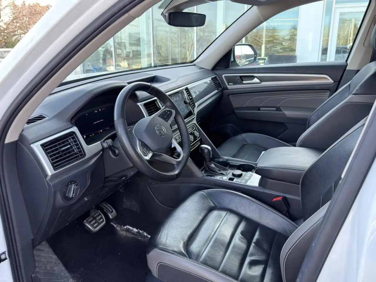 Volkswagen Atlas снимка Volkswagen Atlas