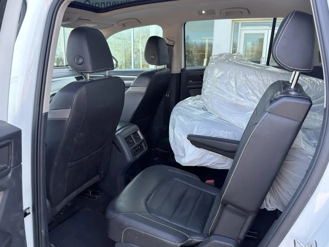 Volkswagen Atlas снимка Volkswagen Atlas