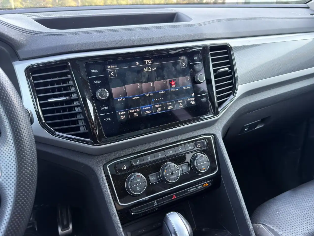 Volkswagen Atlas снимка Volkswagen Atlas