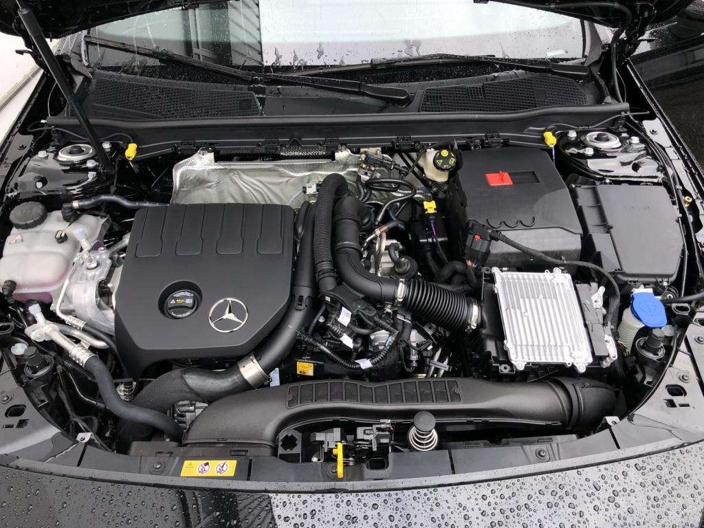 Mercedes-Benz A 180