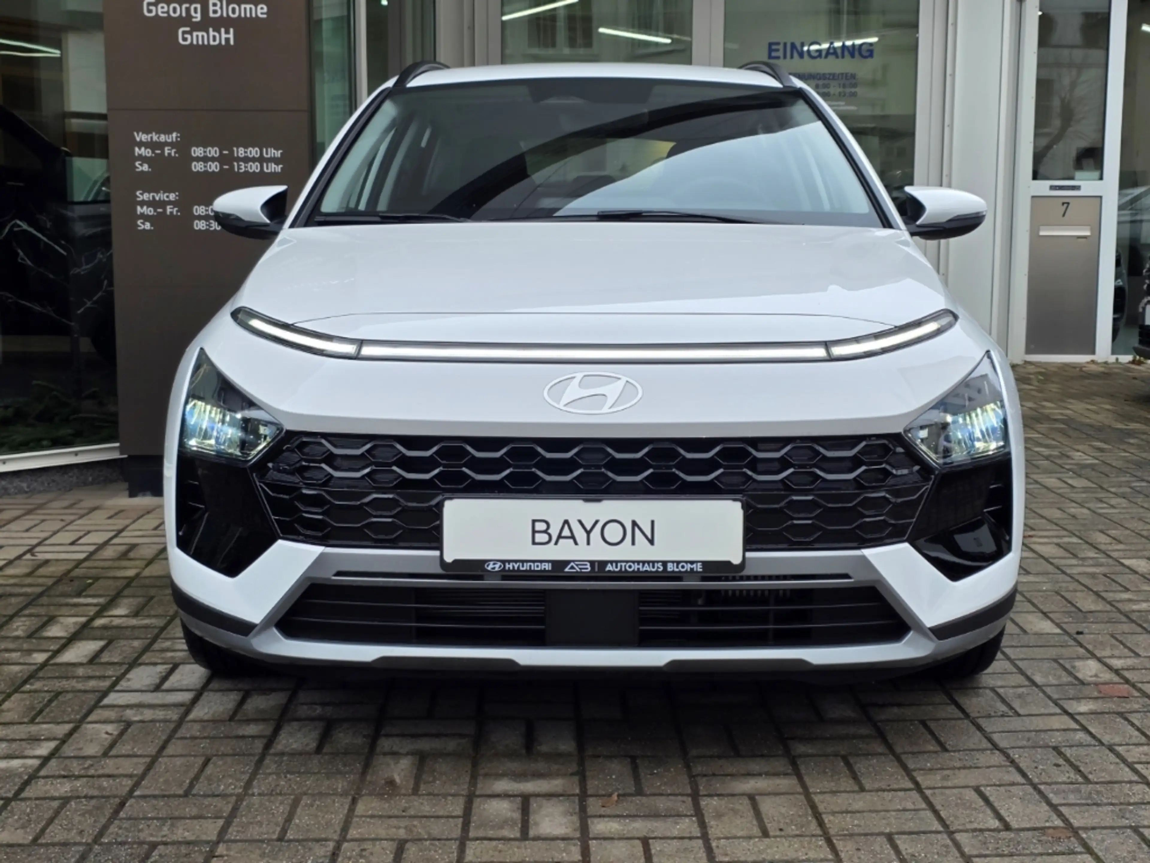 Hyundai BAYON 1.0 T-GDI M/T Trend, Navi, Kamera, Voll-Led, PDC, — photo 3