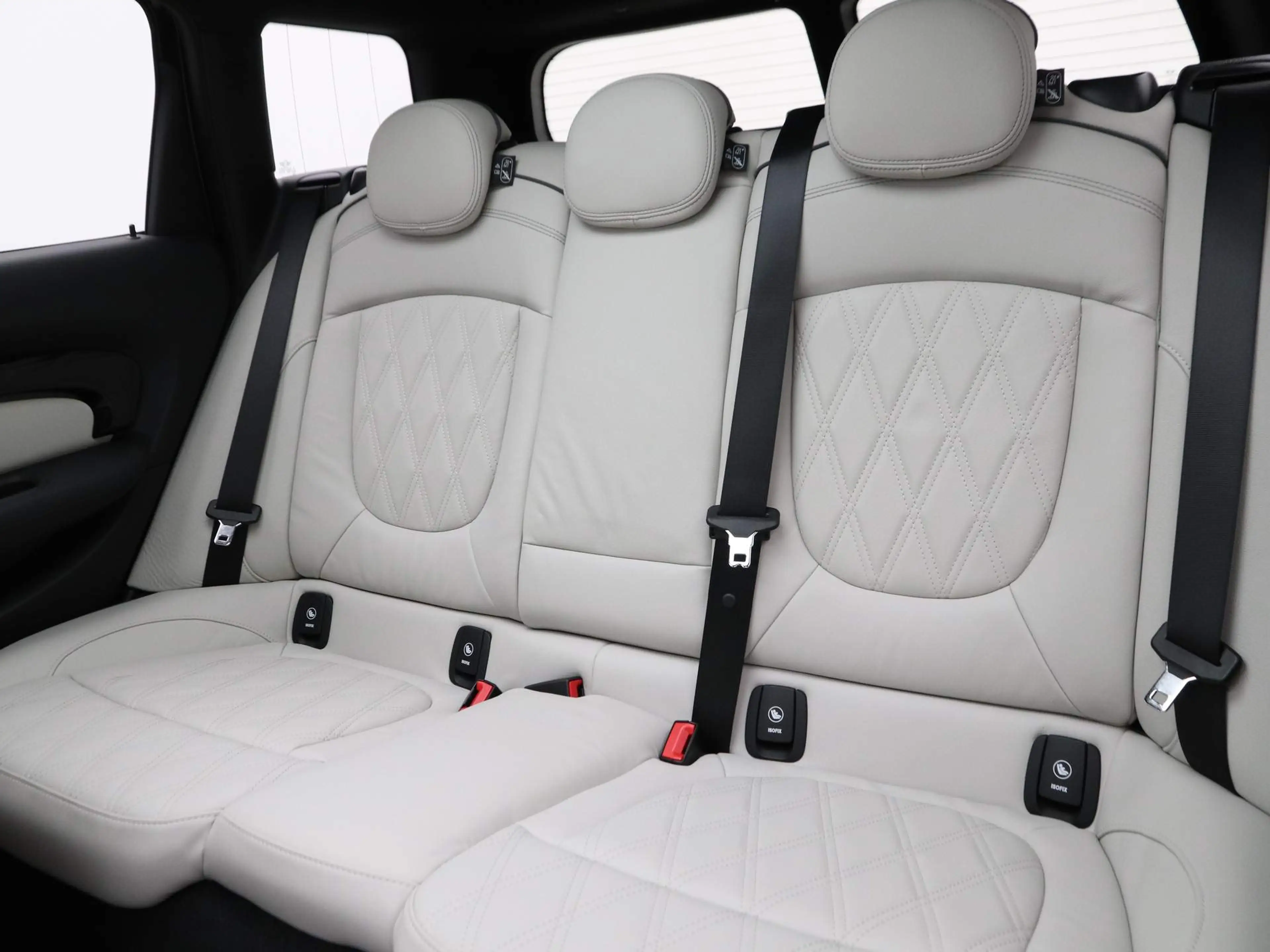 MINI Cooper Clubman MINI Yours — photo 15
