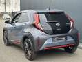 Toyota Aygo X 1.0 VVT-i Premium / UNDERCOVER JUN TAKAHASHI Grau - thumbnail 2