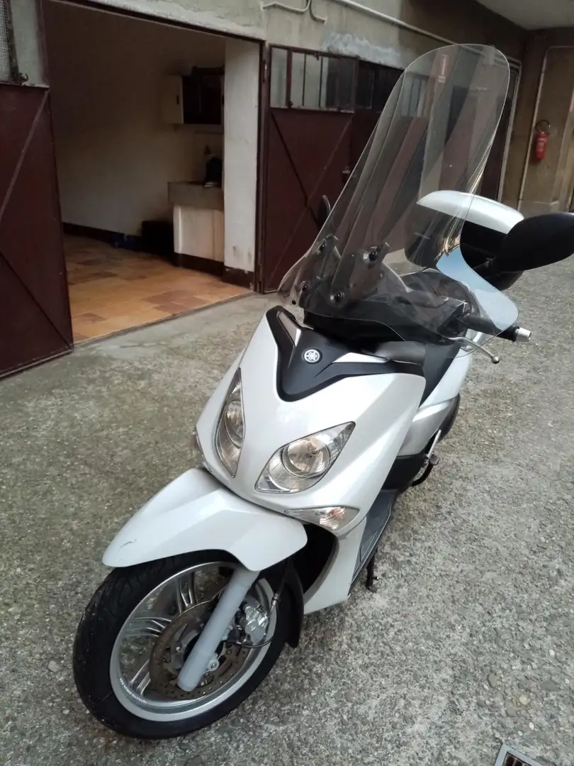 Yamaha X-City 250 Wit - 1
