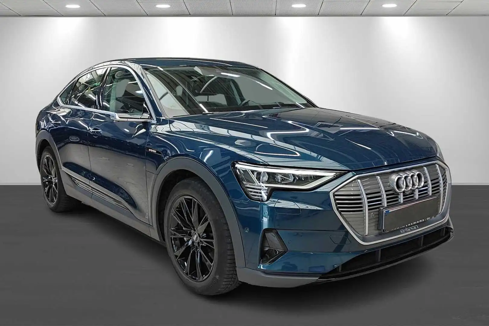 Audi e-tron SPORTBACK 95 kWh 55 Sportrback Quattro Blauw - 2