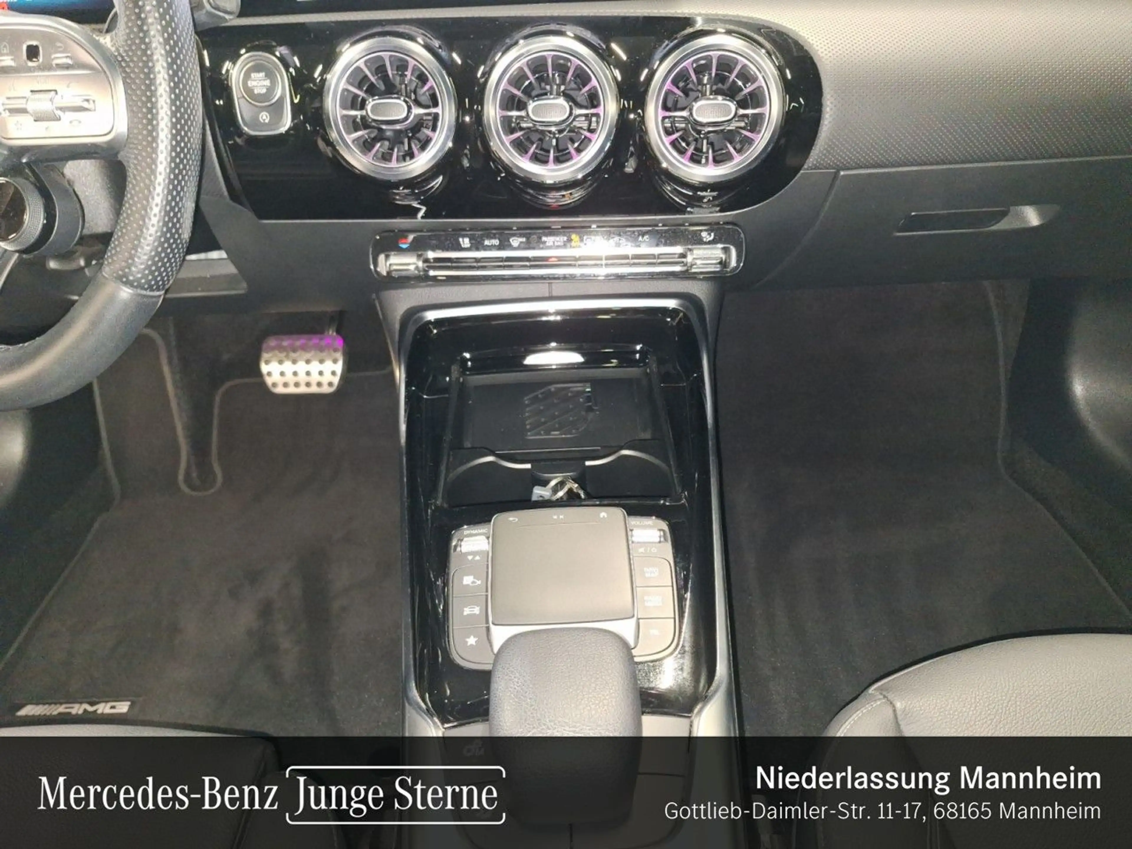 Mercedes-Benz A 35 AMG A 35 4M Kompakt AMG+PANO+LED+KAMERA+19"+7G — photo 14