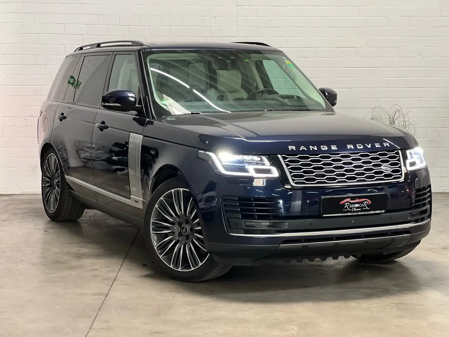 Land Rover Range Rover 4.4 SDV8 langer Radstand Vogue Modrá - 2