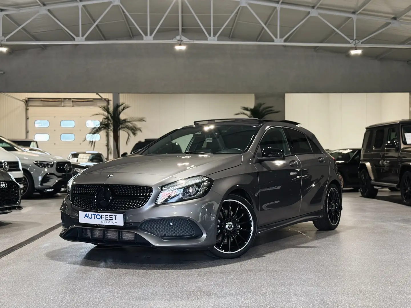 Mercedes-Benz A 200 AMG-Line - 12 Mnd Garantie Gris - 1