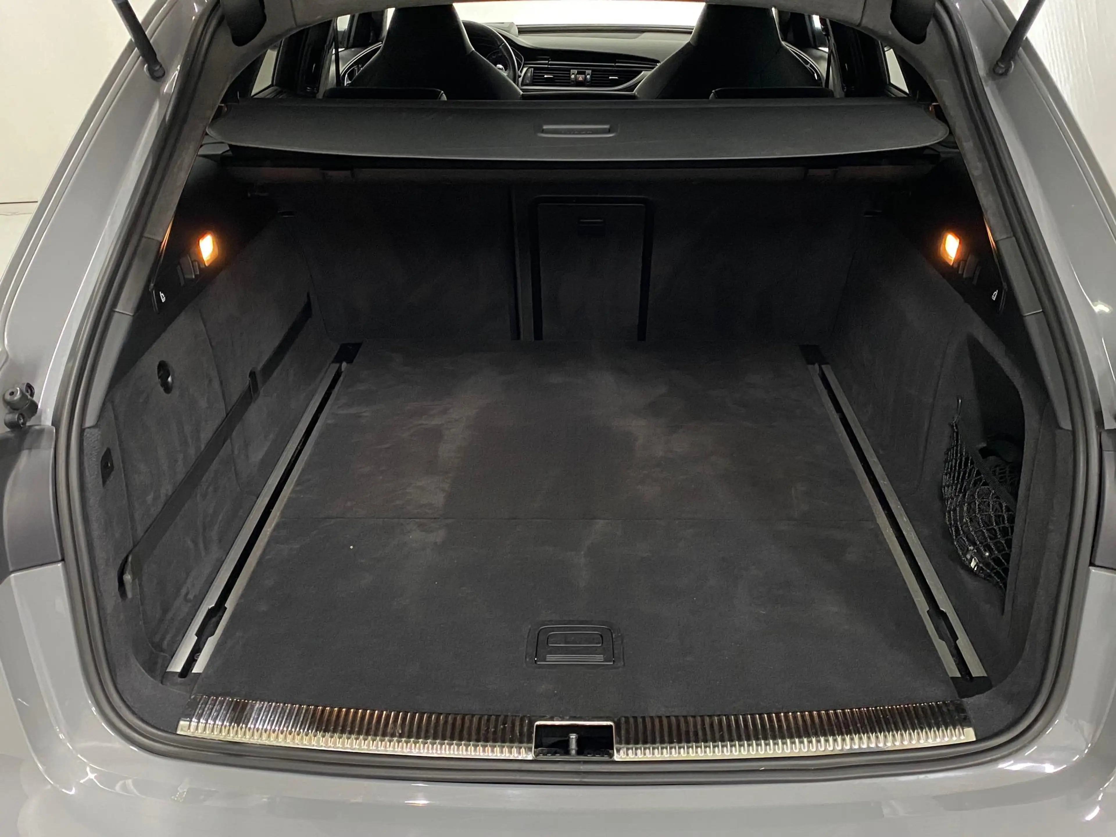 Audi RS6 Avant RS6 quattro perfomance Carbon Alcantara-Heme — photo 6