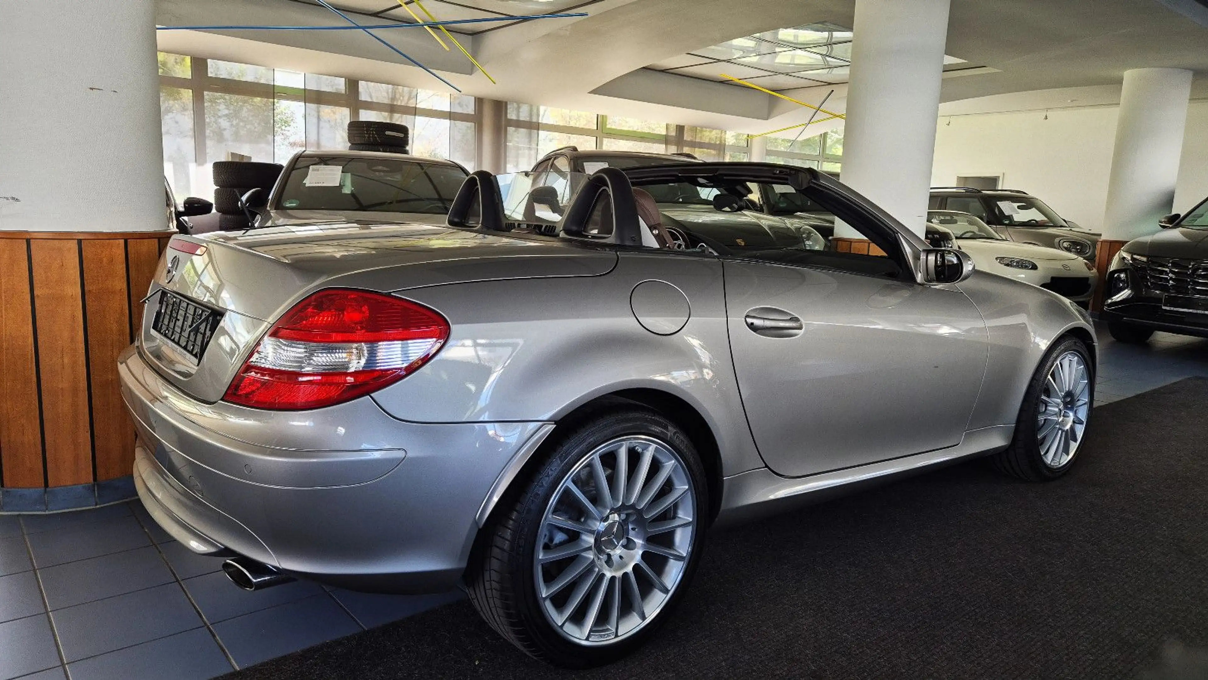 Mercedes-Benz SLK 350 /dt.Fzg/MB Scheckheftgepflegt/1.Hand — photo 6
