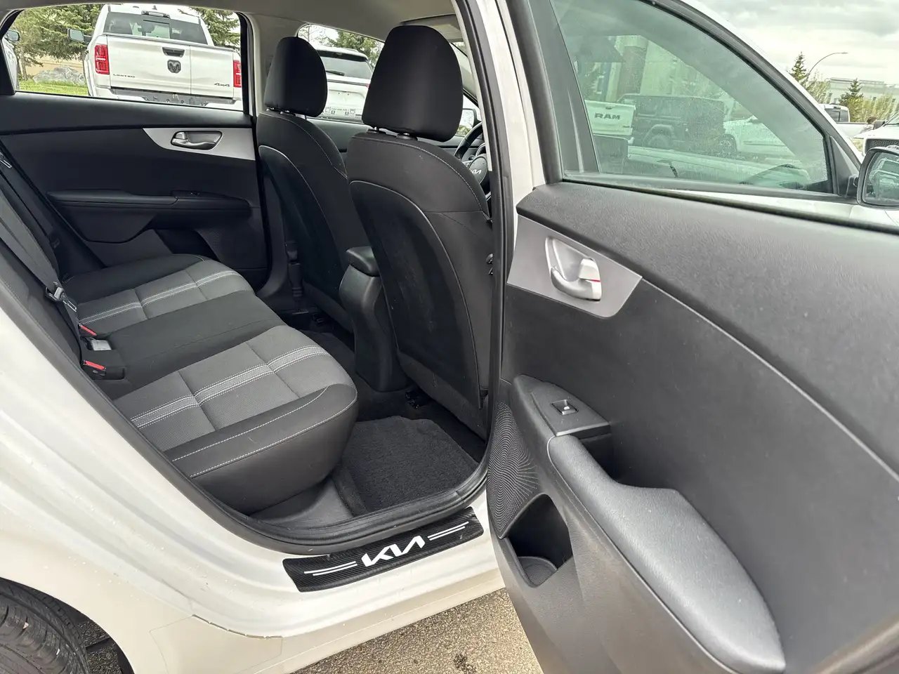 Kia Forte снимка Kia Forte