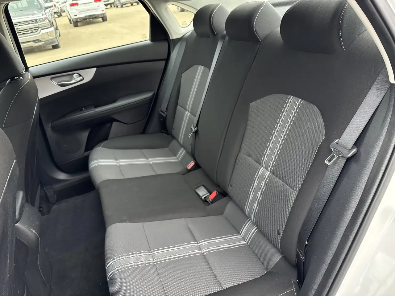 Kia Forte снимка Kia Forte