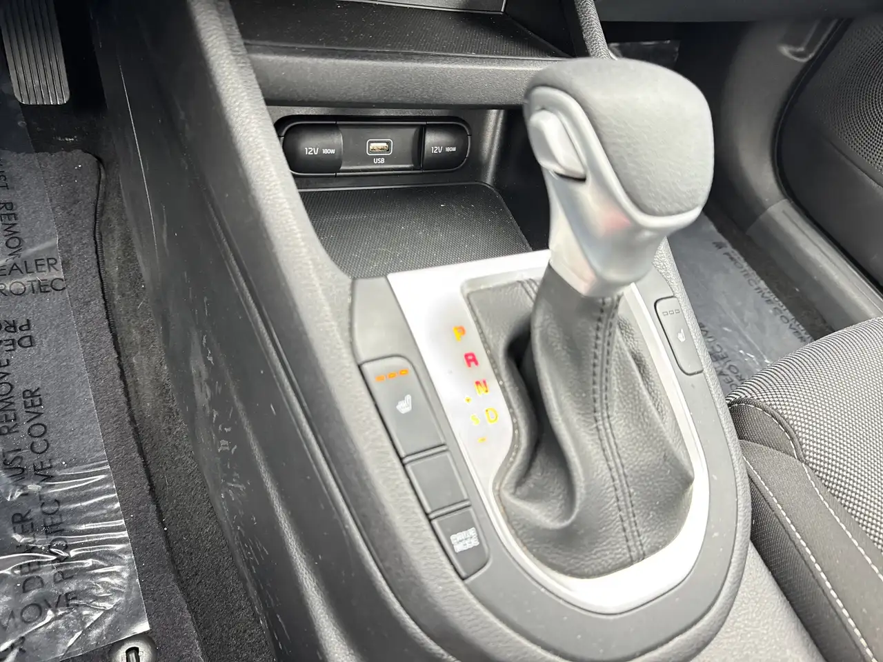 Kia Forte снимка Kia Forte