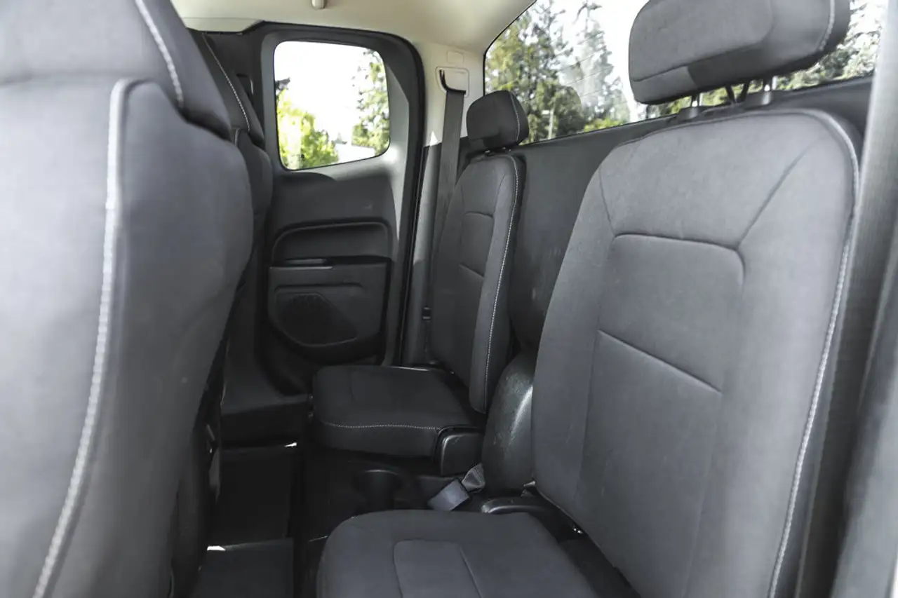 GMC Canyon снимка GMC Canyon