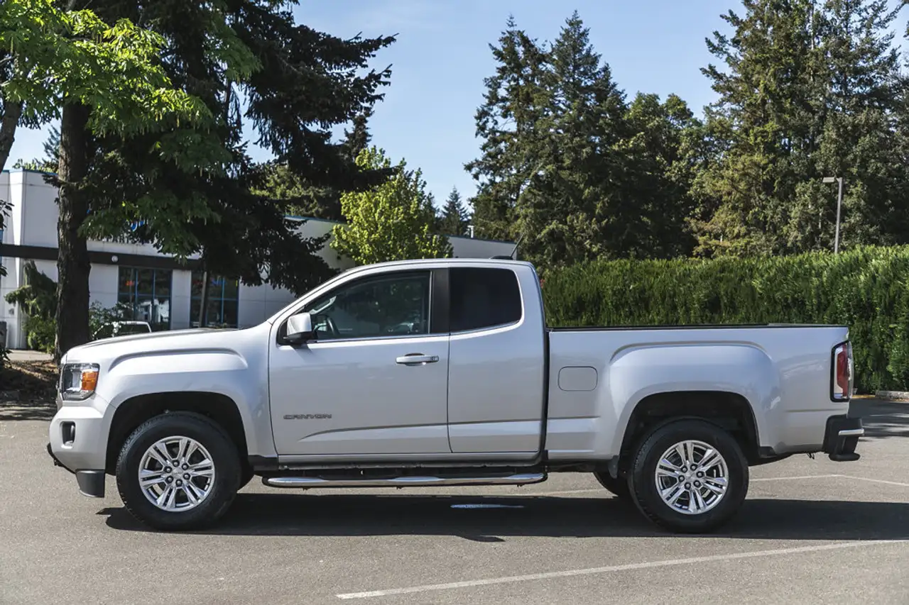 GMC Canyon снимка GMC Canyon