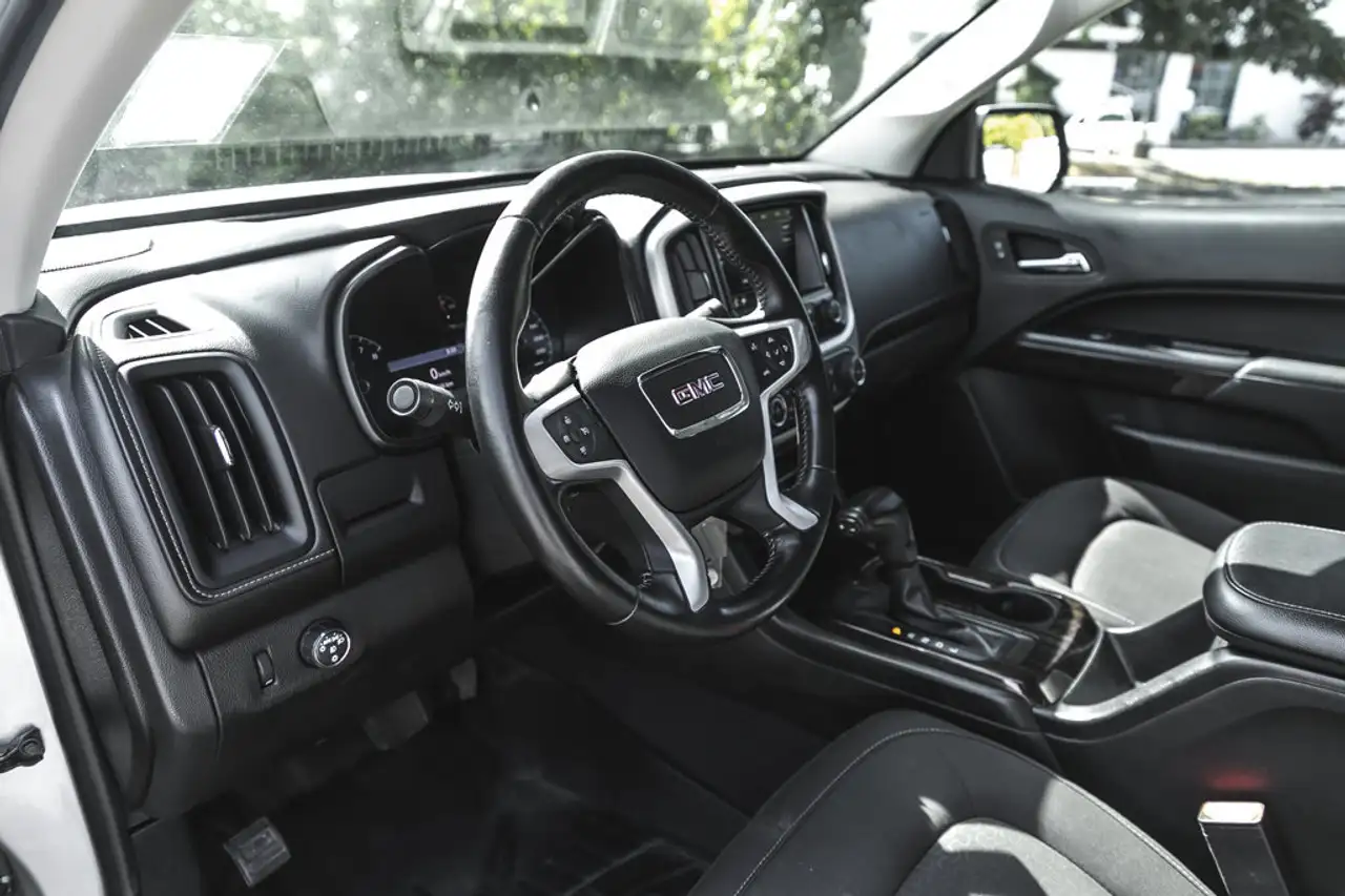 GMC Canyon снимка GMC Canyon