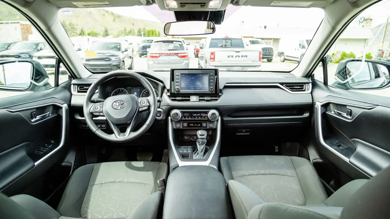 Toyota RAV 4 снимка Toyota RAV 4