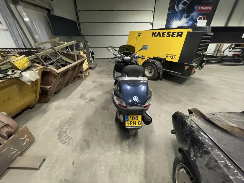 Piaggio MP3 250 - foto 4